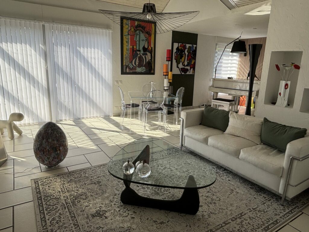 Maison avec piscine intérieure